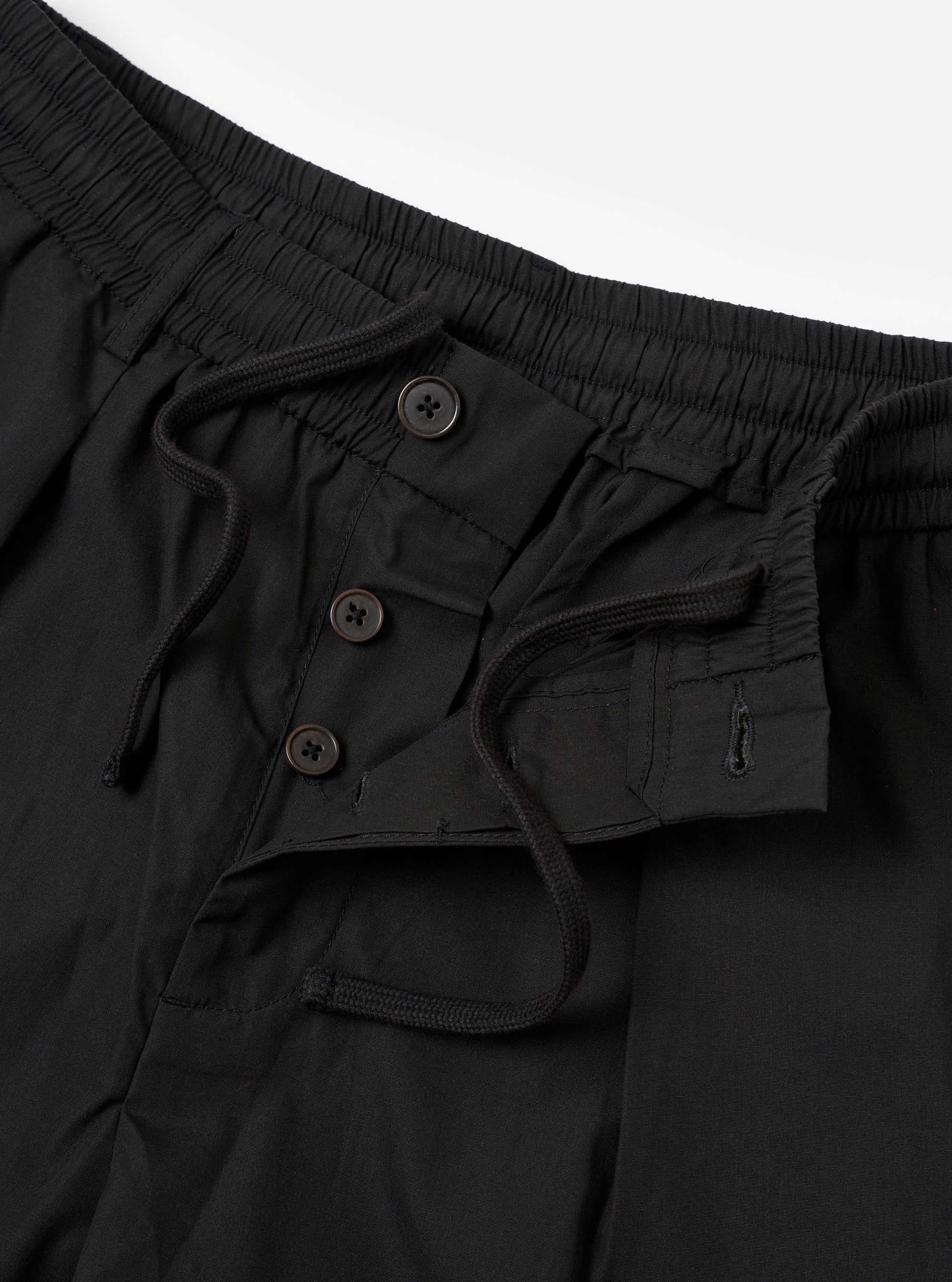 Recycled Polytech Pleated Track Short Black