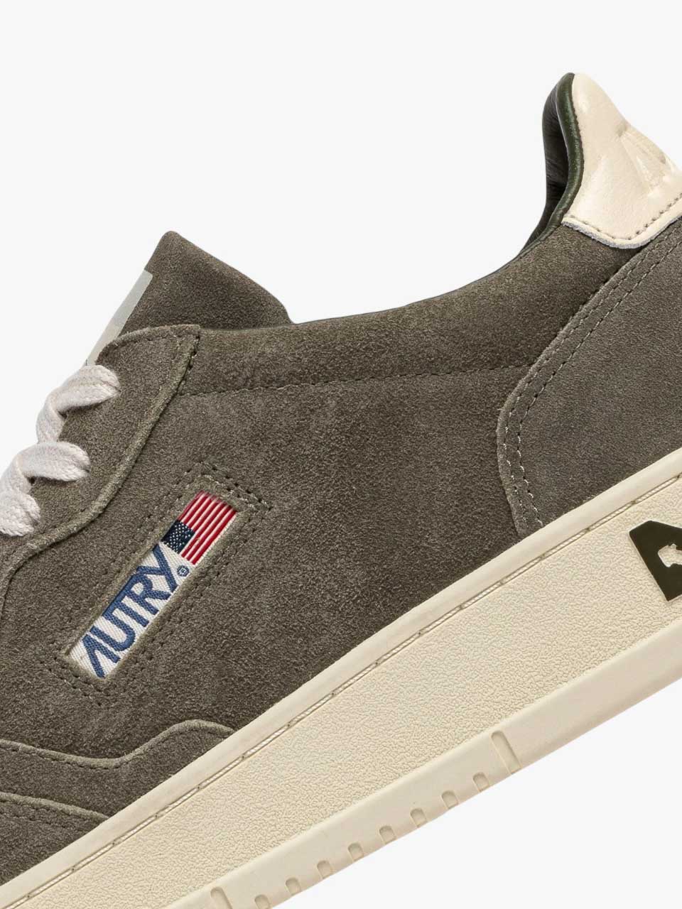 Medalist Low Sneakers In Mistletoe Green