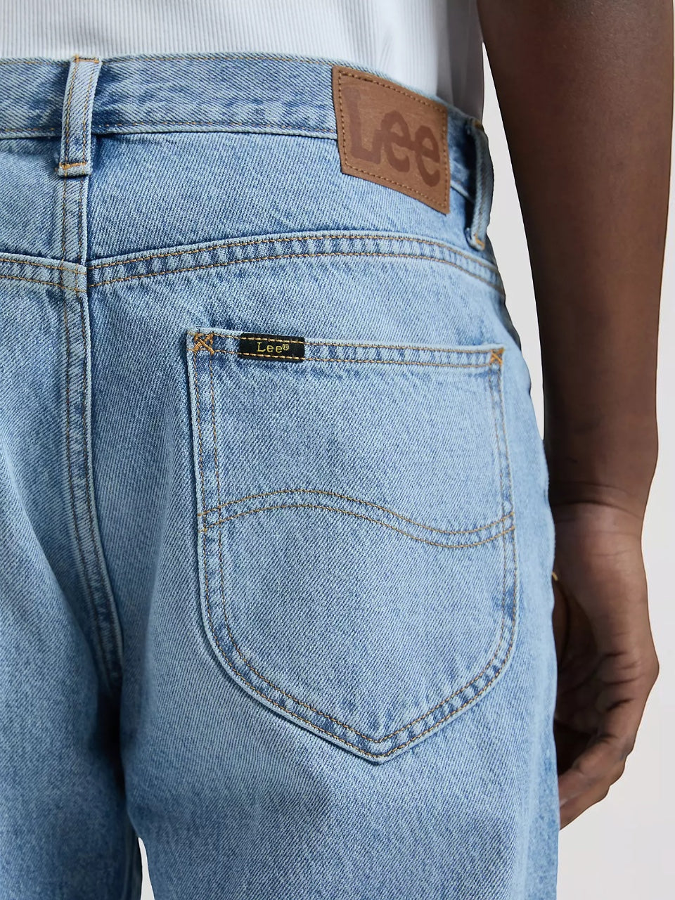 Lee Est.1889 Haden Relaxed Straight Fit Light Jeans