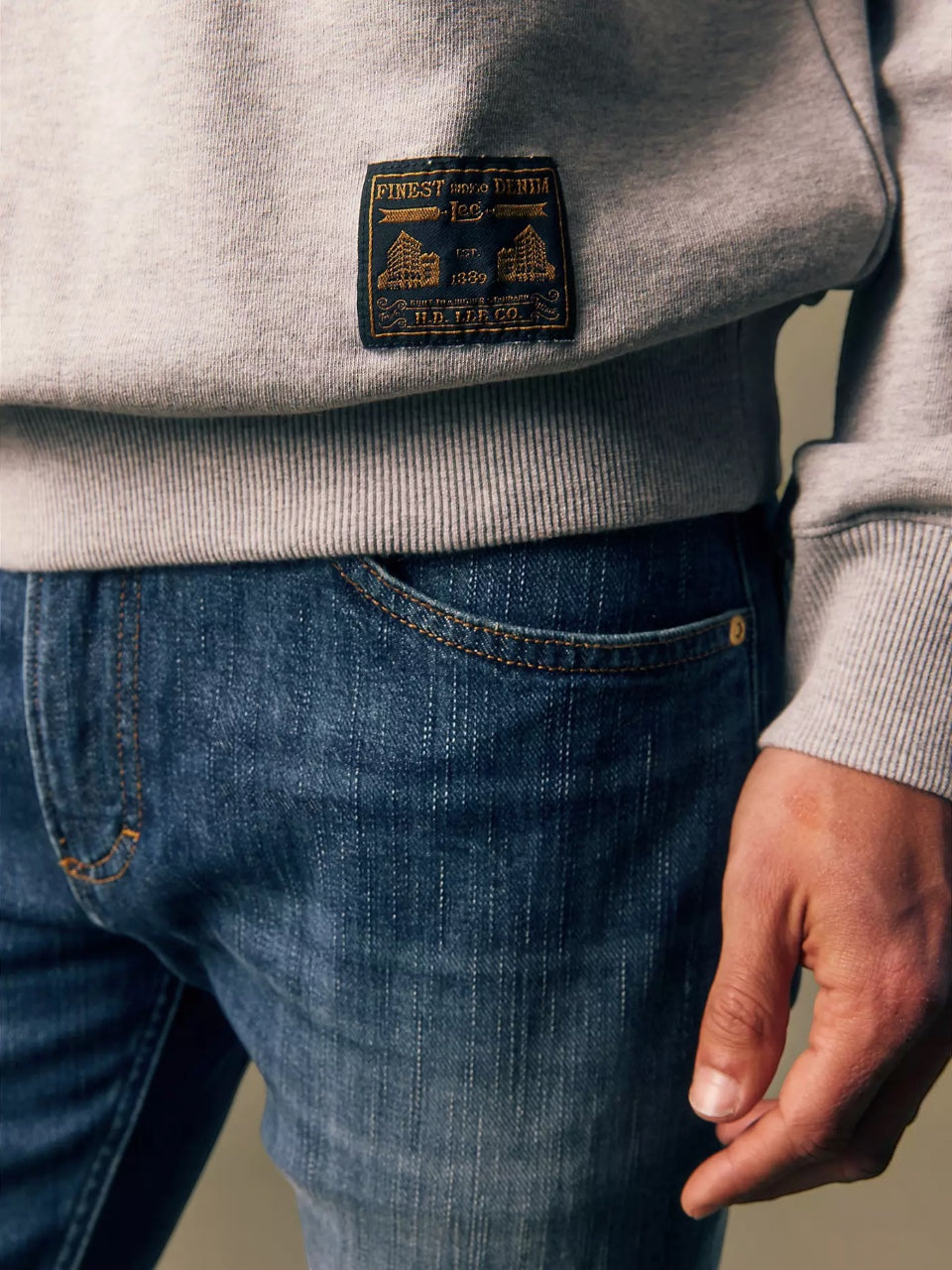Lee Est. 1889 Gold Regular Sweatshirt Grey