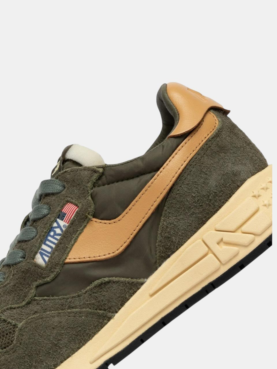 Reelwind Low Sneakers Nylon Suede Kha/Taffy