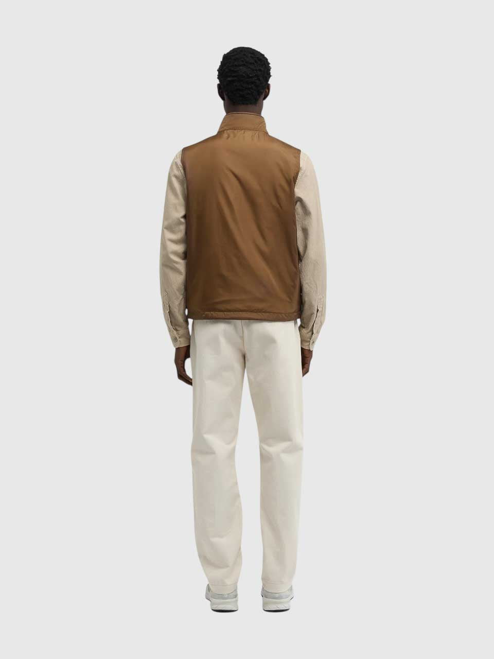 Lightweight Nylon Vest Brown