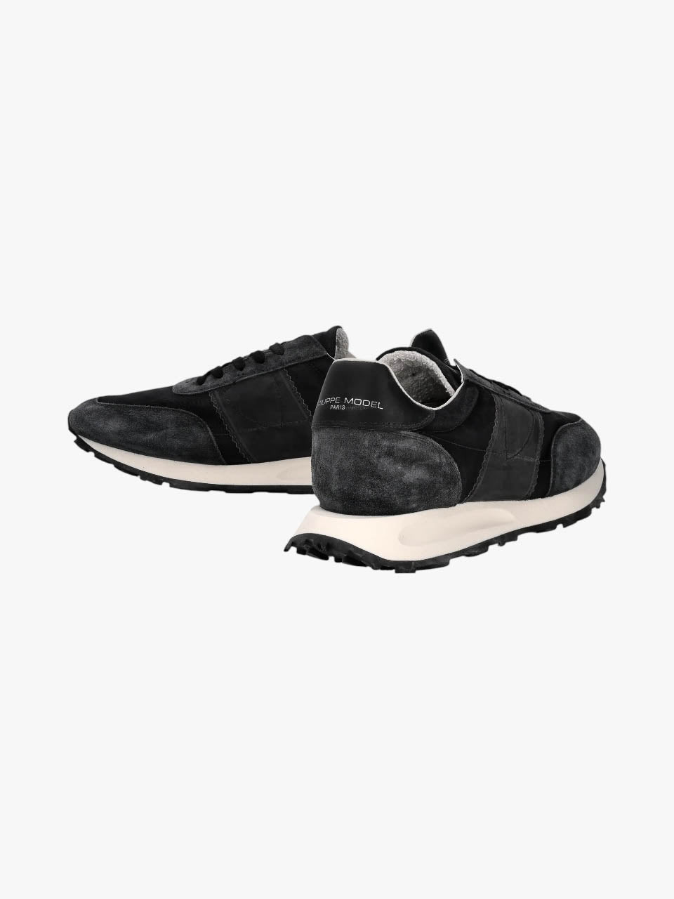 Sneakers Tour Low Vintage Black