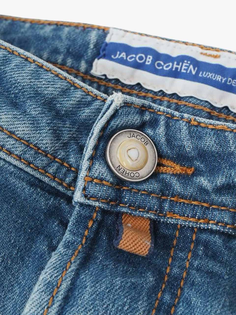 Washed Light Denim Jeans Bard