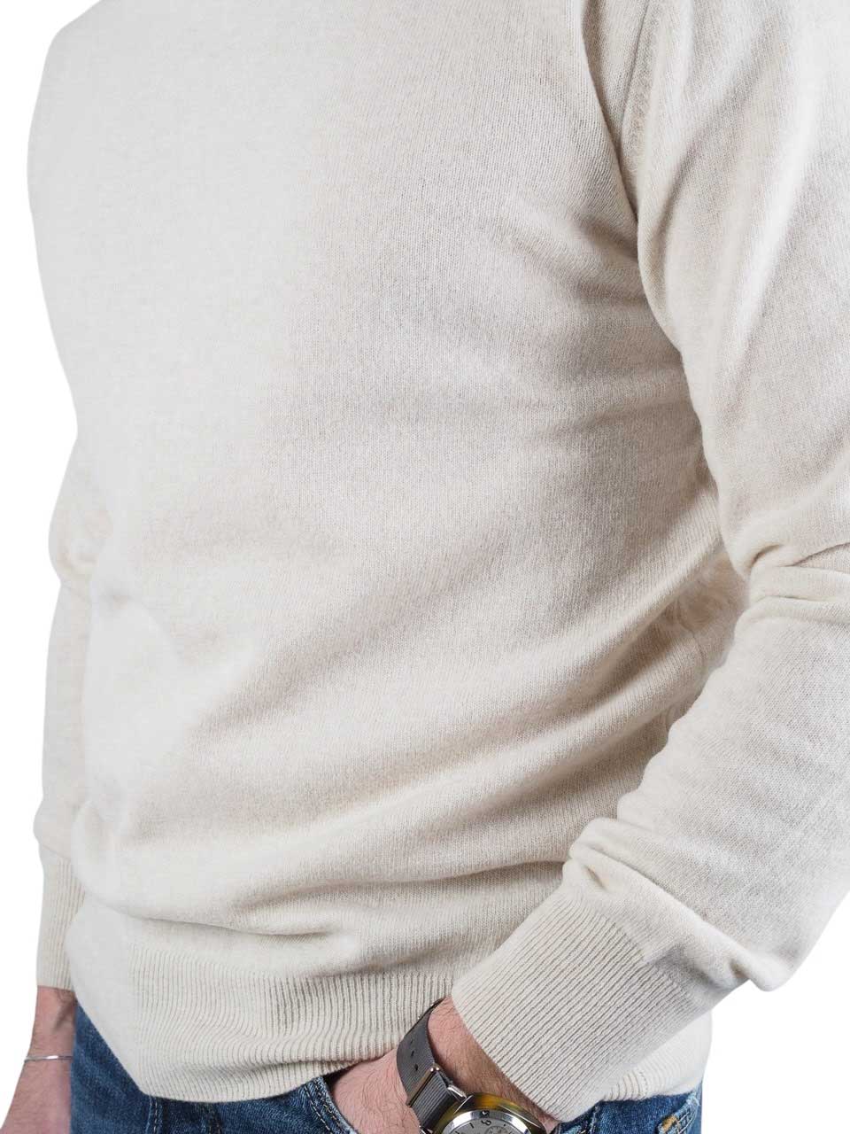 Morgano Knitted Wool Cashmere Turtle Neck Beige