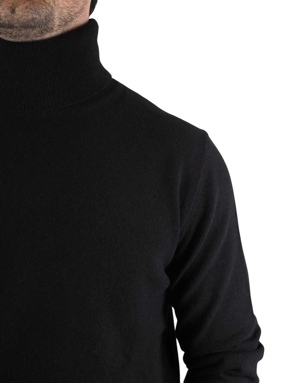 Morgano Knitted Wool Cashmere Turtle Neck Black